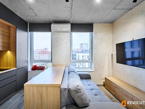 квартира за адресою Салютна, 2к1