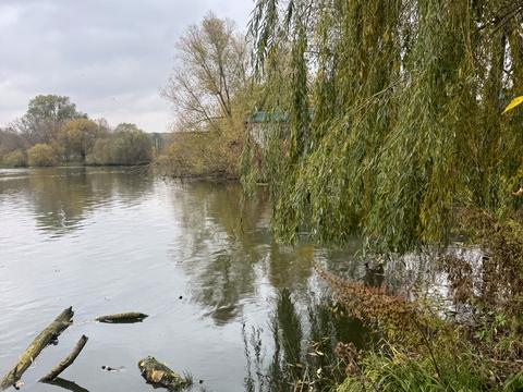 ділянка за адресою Зарічна вул.
