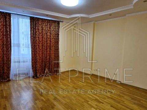 квартира за адресою Дніпровська набережна вул., 19-В