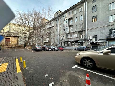 коммерческая по адресу Евгения Чикаленко ул. (Пушкінська), 20