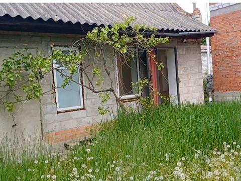 будинок за адресою Центральна, 42