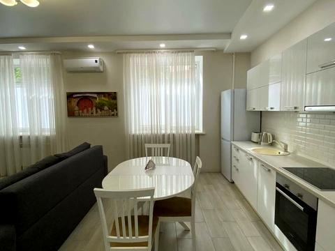 квартира за адресою Мечникова вул. (Кловський), 10/2