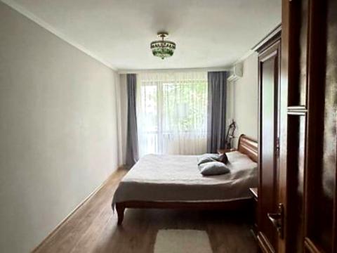 квартира за адресою Собранецька вул., 142