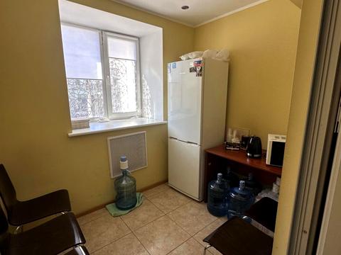 комерційна за адресою Тараса Шевченка бульв., 6