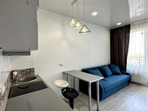 квартира за адресою Літературна вул., 8