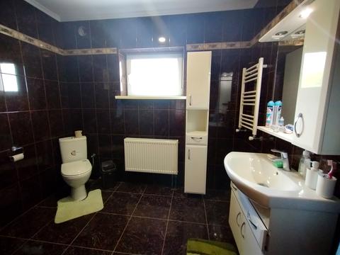 будинок за адресою Центральна, 56