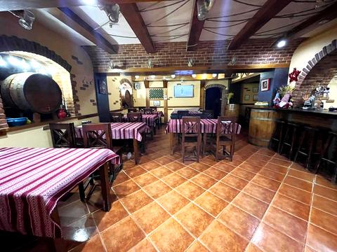 комерційна за адресою Вацлава Гавела бульв. (Івана Лепсе), 49