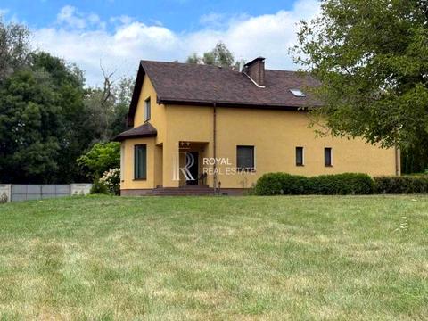 будинок за адресою с. Крехаїв, Тараса Шевченка, 4