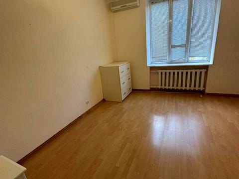 квартира за адресою Інститутська вул., 18