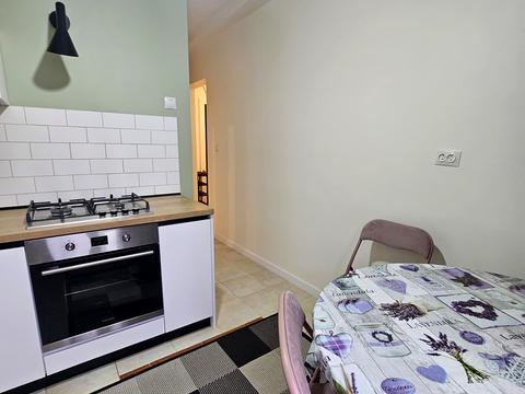 квартира за адресою Вишняківська вул., 8