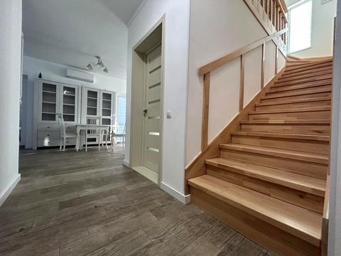 будинок за адресою Лугова