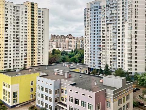 квартира по адресу Драгоманова ул., 6/1