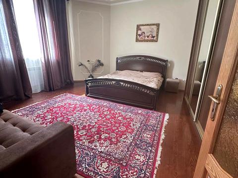 квартира за адресою Українська вул., 26