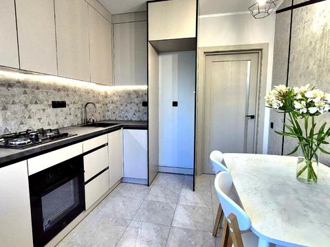 квартира по адресу Победы просп., 25