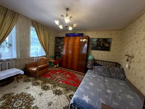 будинок за адресою Захисників Неба вул. (Тімірязєва), 11