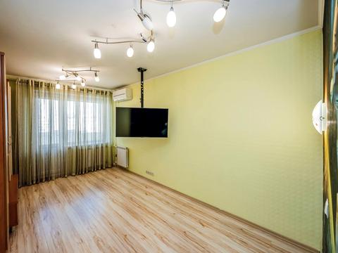 квартира за адресою Володимира Івасюка просп. (Героїв Сталінграду), 49