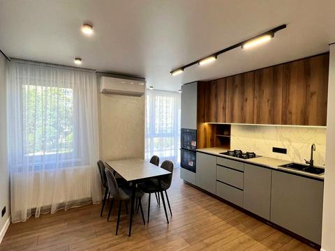квартира по адресу Степана Бандеры ул., 79