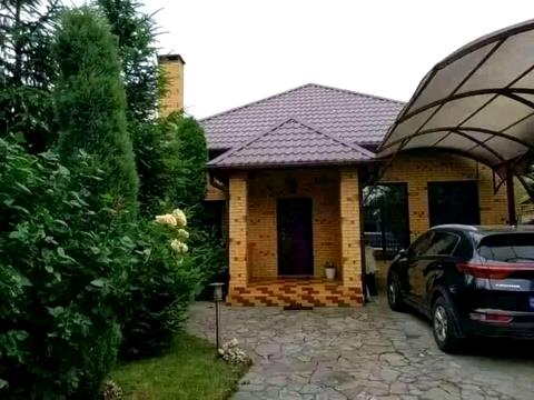 будинок за адресою Дніпровська