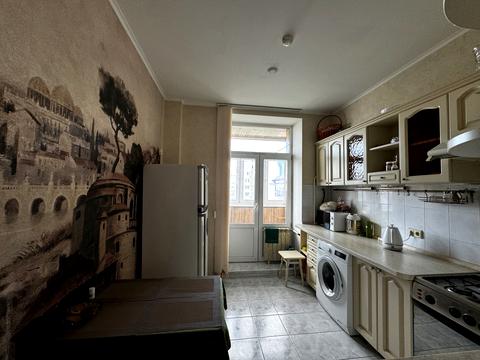 квартира за адресою Київ, Деревлянська вул. (Якіра), 12/42