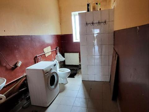 комерційна за адресою с. Новий Білоус, проточна, 9