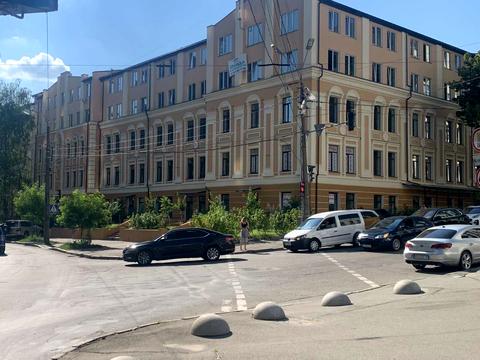 комерційна за адресою Глибочицька вул., 40