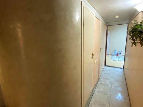 комерційна за адресою Джона Маккейна вул. (Івана Кудрі), 9