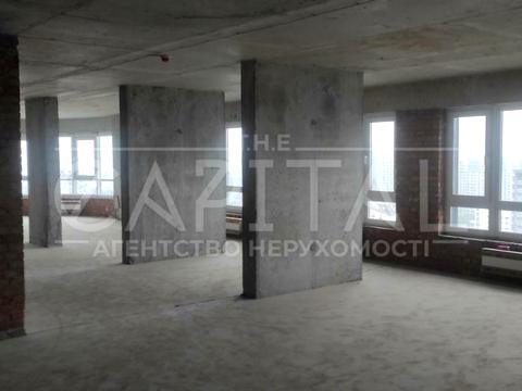 комерційна за адресою Васильківська вул., 1