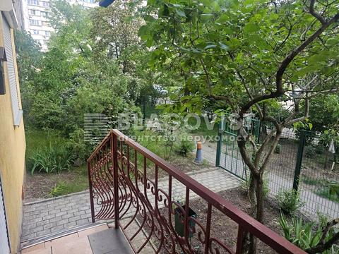 коммерческая по адресу Оболонский просп., 2-А