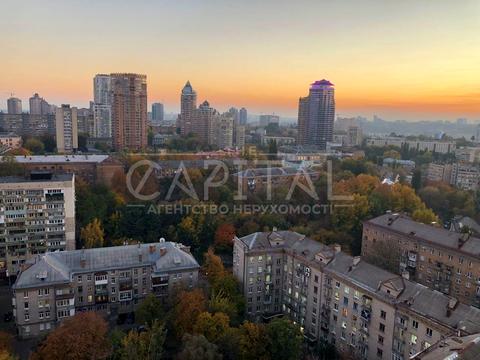 коммерческая по адресу Кловский спуск, 7