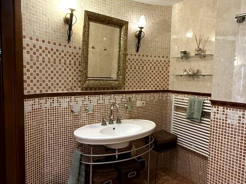 квартира за адресою Старонаводницька вул., 13