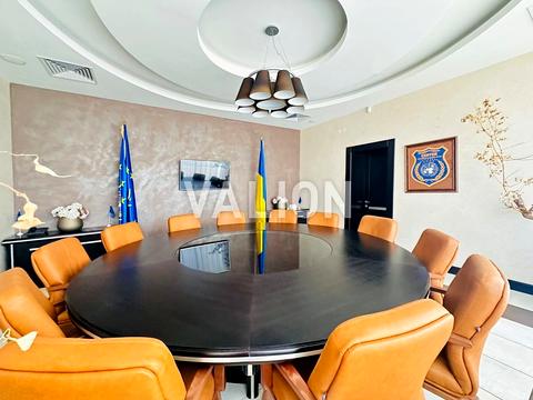 комерційна за адресою Валерія Лобановського просп. (Червонозоряний), 4-Б