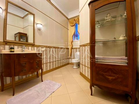 будинок за адресою Грушевського вул., 22