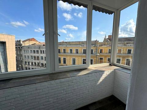 квартира за адресою Донця-Захаржевського вул., 5