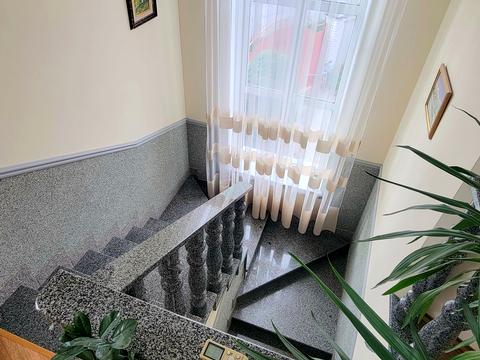 будинок за адресою Романа Шухевича вул.