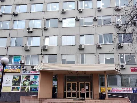 комерційна за адресою Соборності просп. (Возз'єднання), 7-А