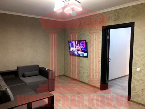 квартира за адресою Момота, 40