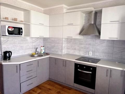 квартира за адресою Академіка Глушкова просп., 9е