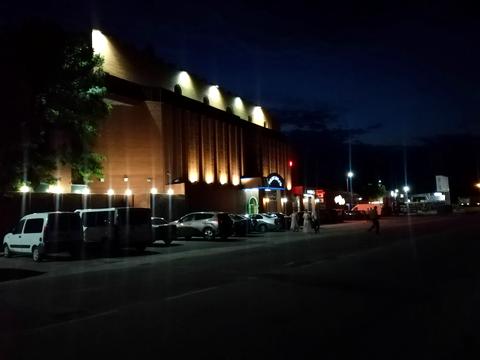 комерційна за адресою Бабичева, 1