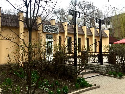 комерційна за адресою Дениса Комара вул. (Стрєльникова), 29