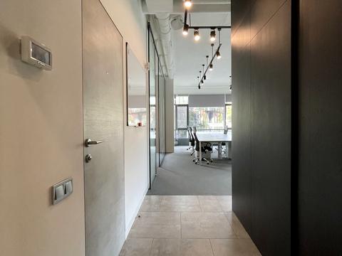 коммерческая по адресу Болсуновская ул. (Сергея Струтинского), 2