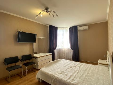 квартира за адресою Миколи Бажана просп., 1-М