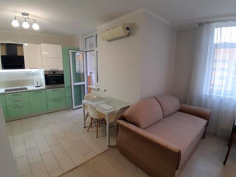 квартира за адресою Сім'ї Кульженків вул. (Петра Дегтяренка), 35