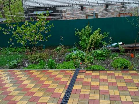 будинок за адресою Валерія Лобановського просп. (Червонозоряний)