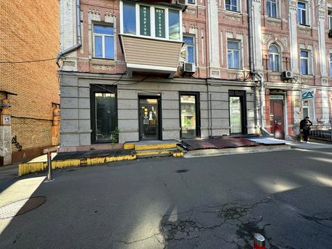 коммерческая по адресу Саксаганского ул., 51
