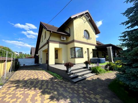 дом по адресу Ивано-Франковск, Медична ул., 5