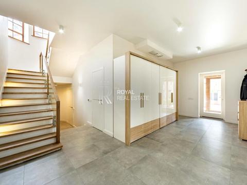 будинок за адресою Вишнева вул. (Леніна)