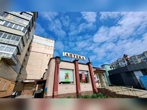 комерційна за адресою Романа Шухевича, 1а