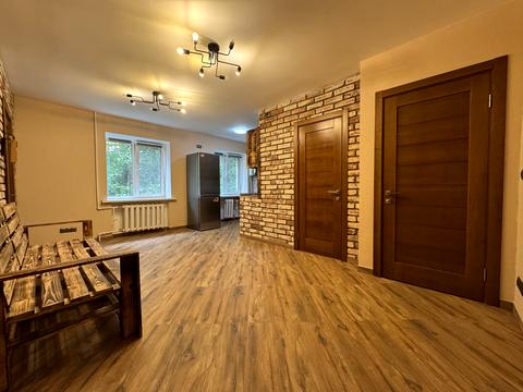 квартира по адресу Кленова ул., 1