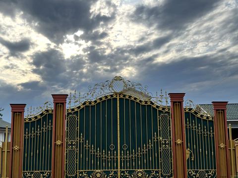 будинок за адресою Олега Міхнюка пров. (1 Травня)