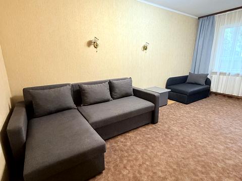 квартира за адресою Академіка Глушкова просп., 21